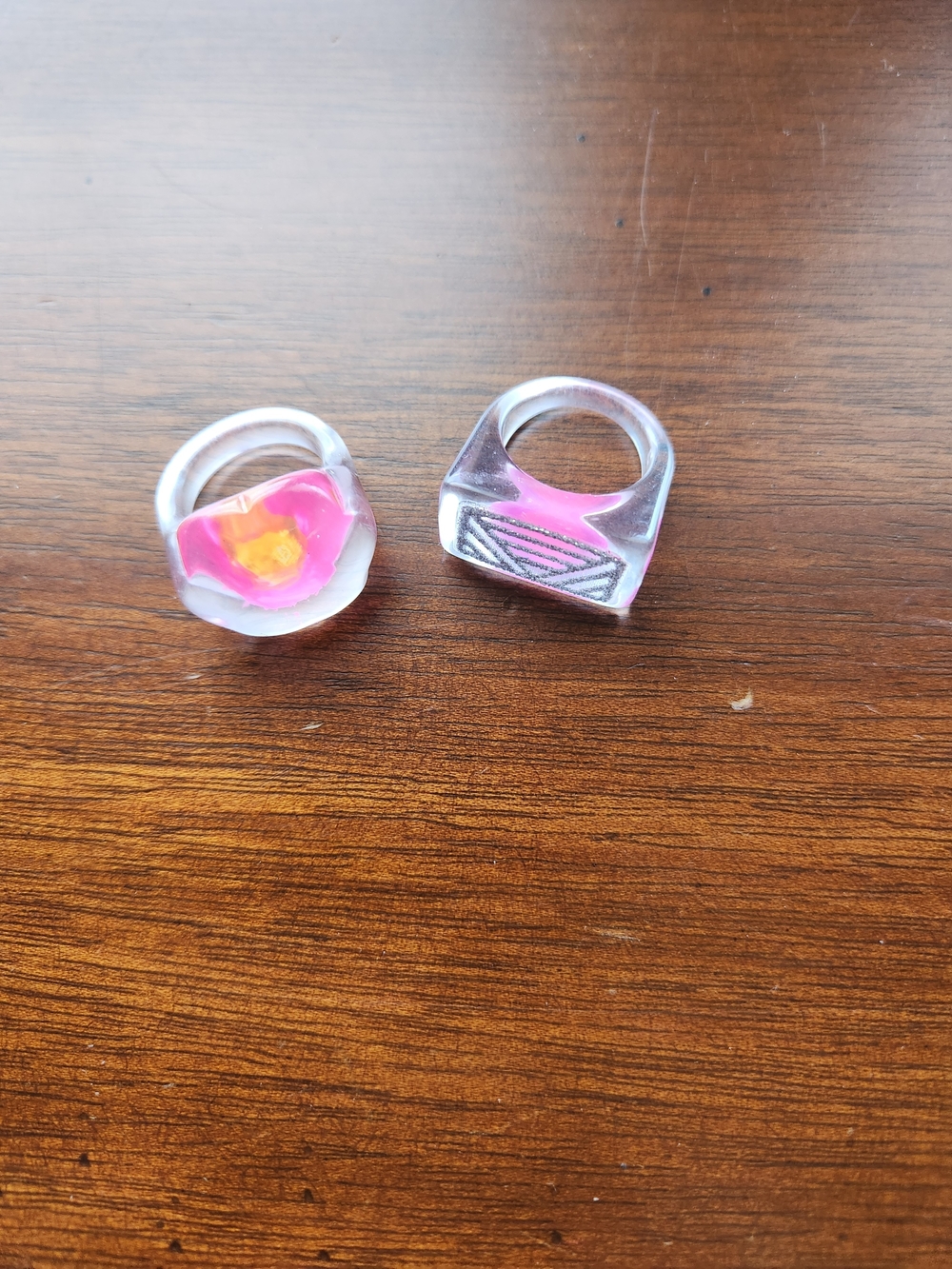 💎Clear Pink Accent Chunky Rings - Set of 2